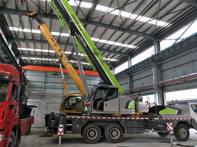 麦盖提县高空车出租需要注意哪些安全事项？