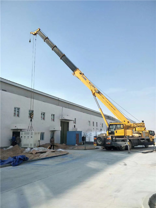 麦盖提县“超载就喊停”—— 吊车的 “重量保镖” 技术